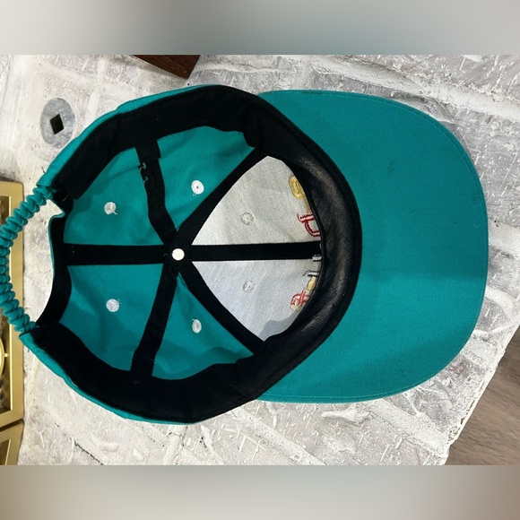 e.n.u.f. Vintage Hat - Picture 3 of 4